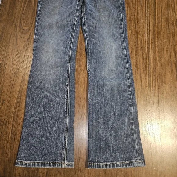 Ariat Kids Classic Blue Jeans - Picture 12 of 13